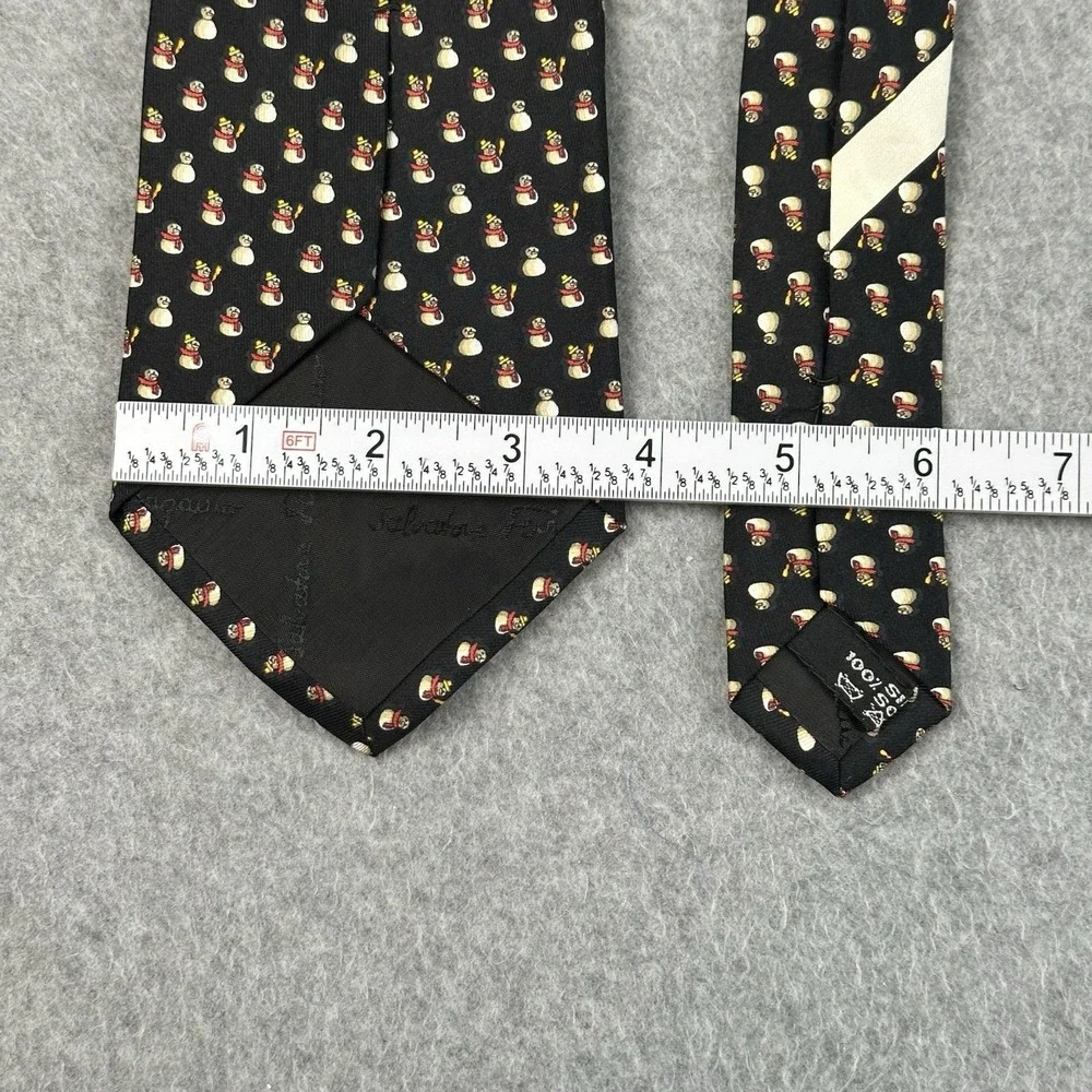 Vintage Ferragamo Snowman Christmas Silk Tie Italy Holiday Novelty 57x3.75